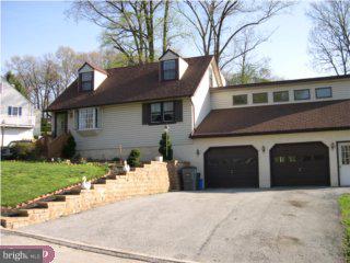18 Woodview Road Malvern, PA 19355 - Photo 1 of 5 Gallery Image 1