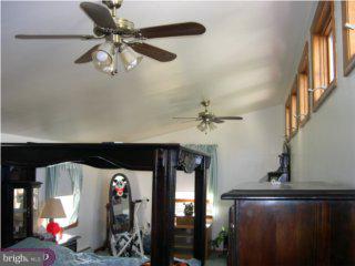 18 Woodview Road Malvern, PA 19355 - Photo 5 of 5 Gallery Image 5