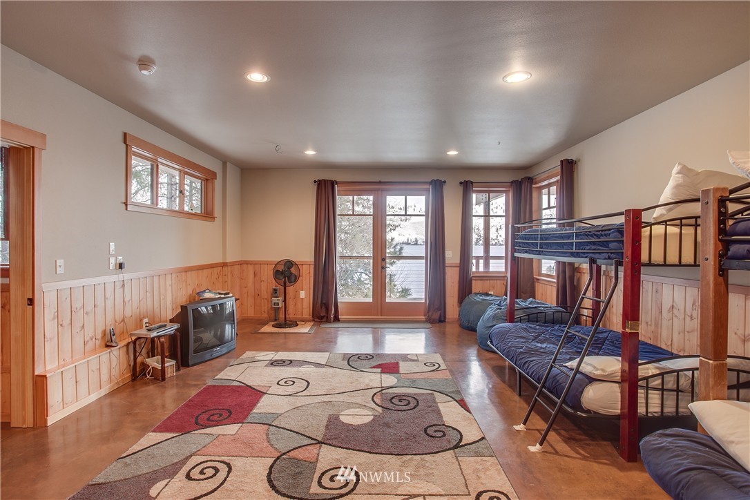 19540 South Lakeshore Road Chelan, WA 98816 - Photo 24 of 24 Gallery Image 24