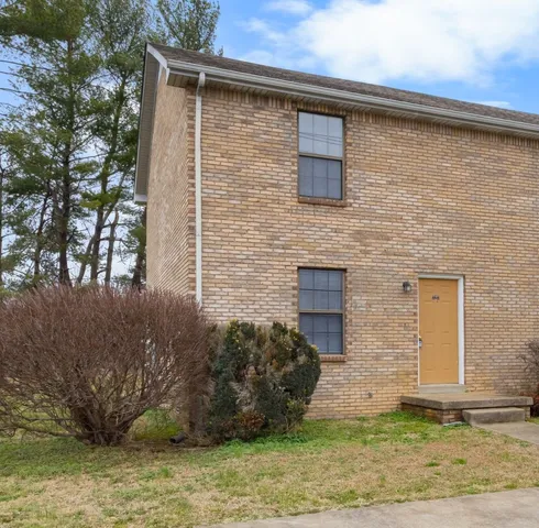 $795 | 727 Peachers Mill Road, Clarksville, TN 37042