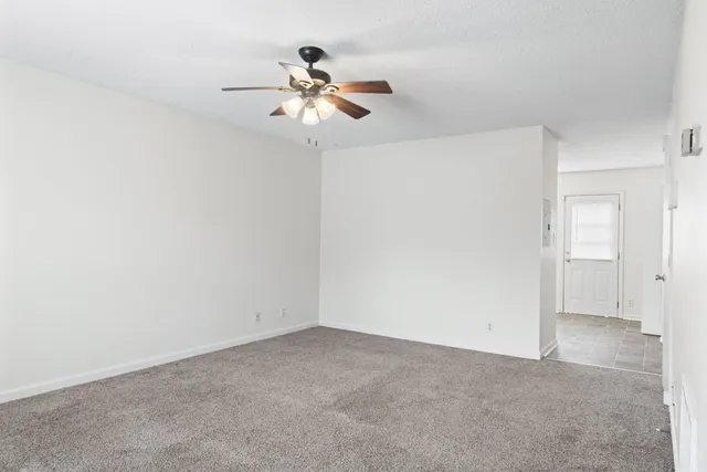 $795 | 727 Peachers Mill Road, Clarksville, TN 37042