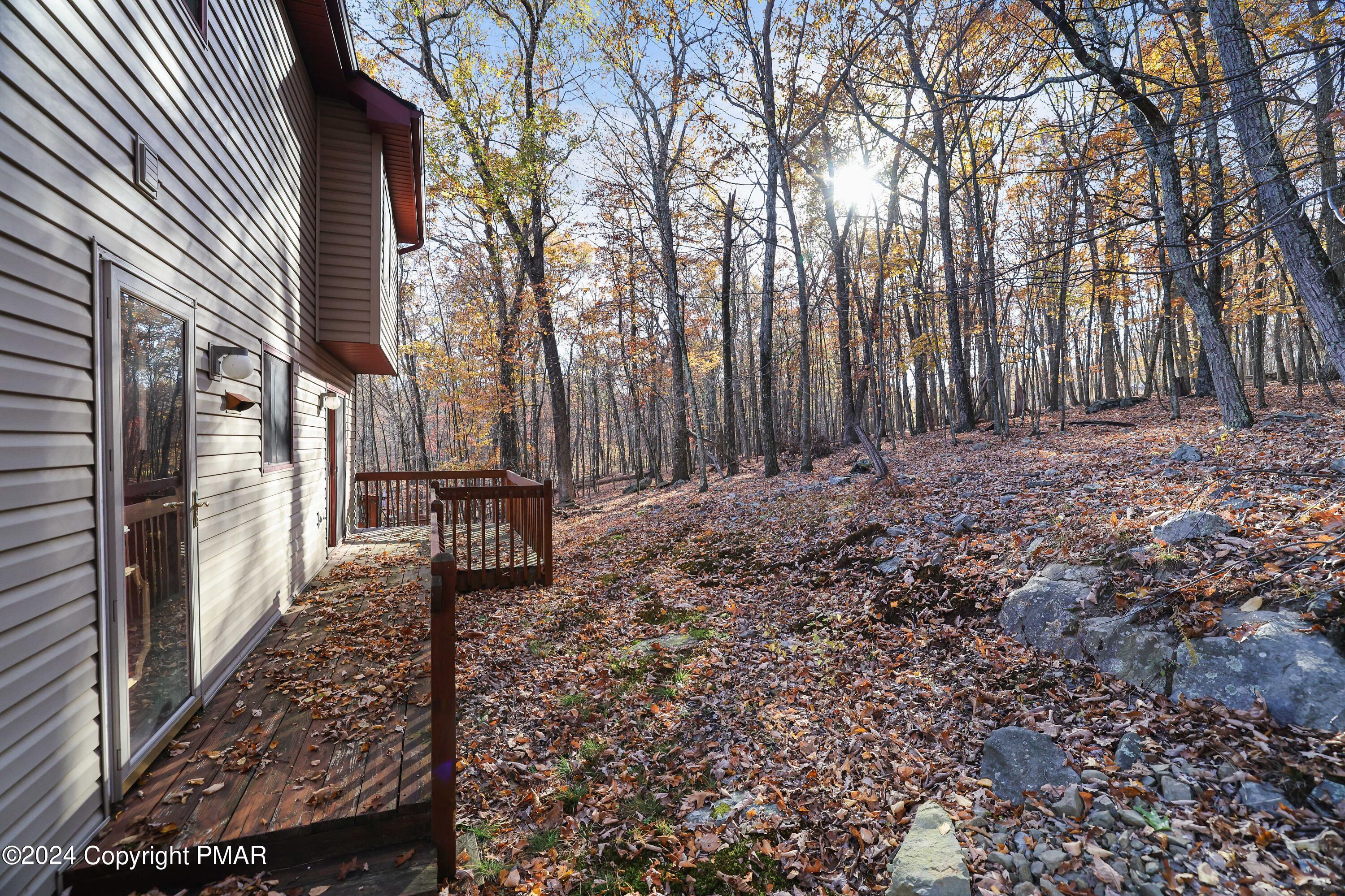 2104 Scarborough Way Bushkill, PA 18324 - Photo 29 of 31 RBR53689