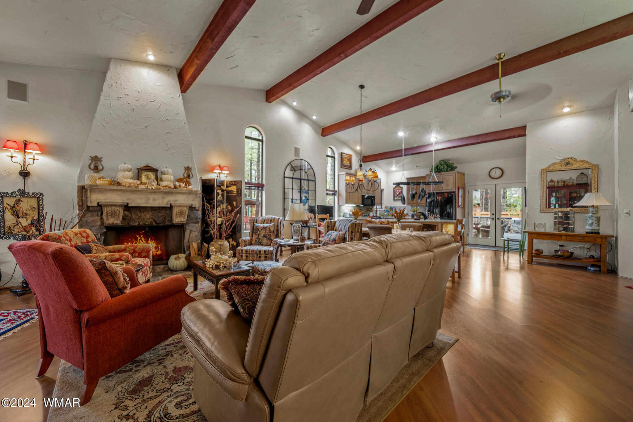 2595 Timber Ridge Lane Pinetop, AZ 85935 - Photo 37 of 77 Living Rm