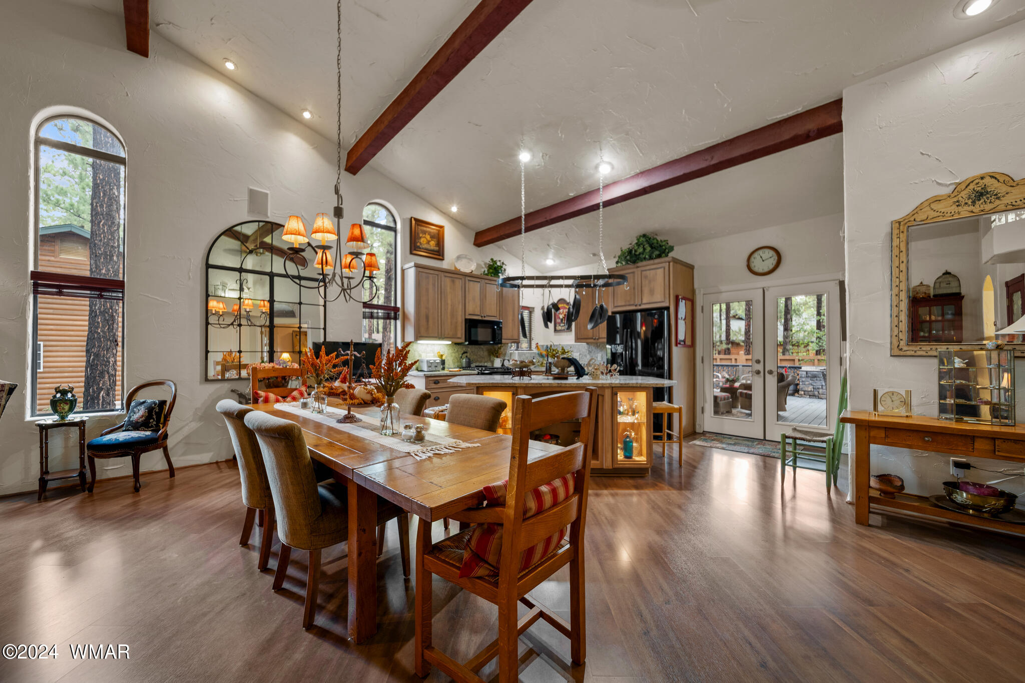 2595 Timber Ridge Lane Pinetop, AZ 85935 - Photo 44 of 77 Dining/Kitchen
