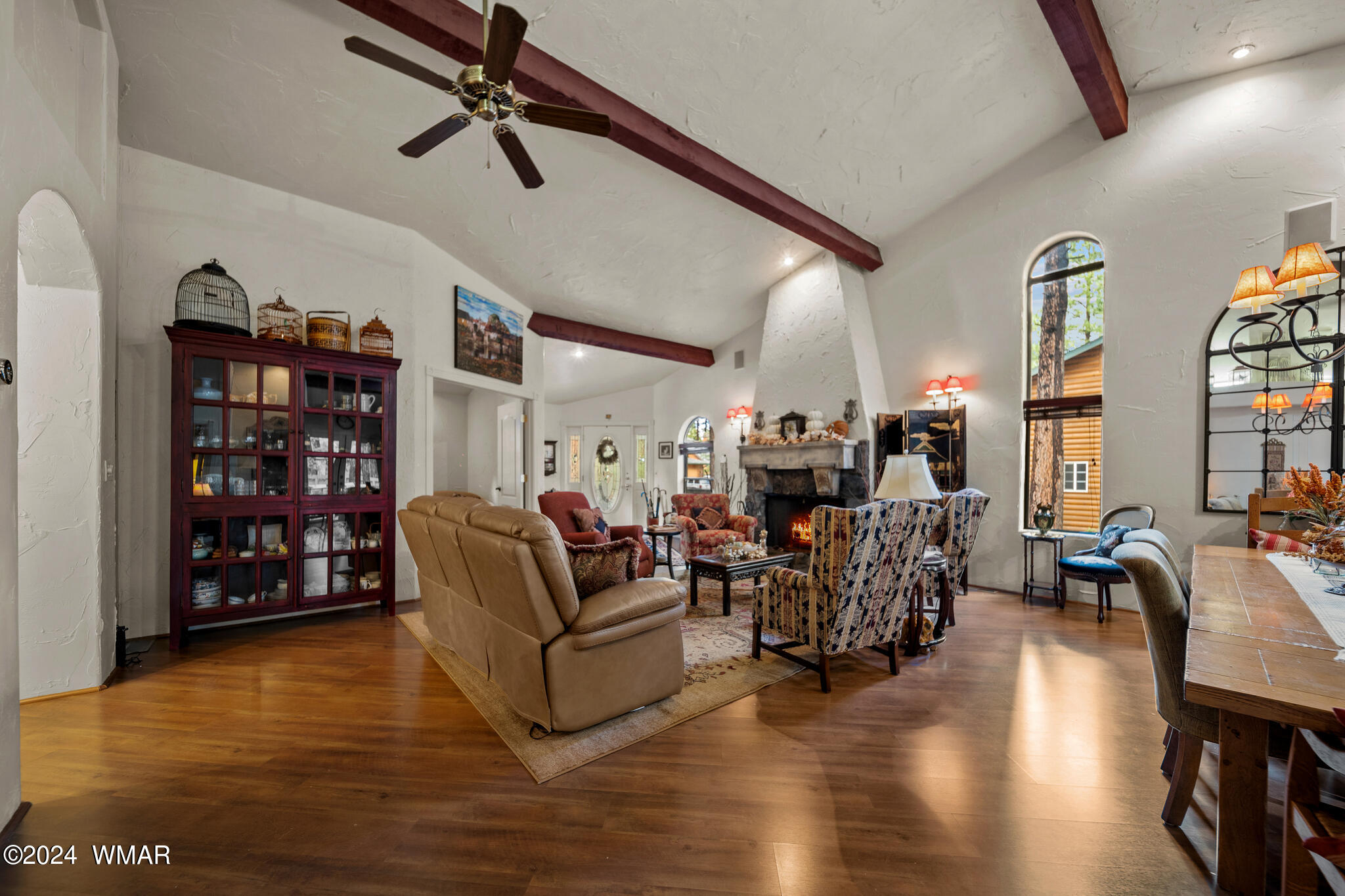 2595 Timber Ridge Lane Pinetop, AZ 85935 - Photo 45 of 77 Living Rm