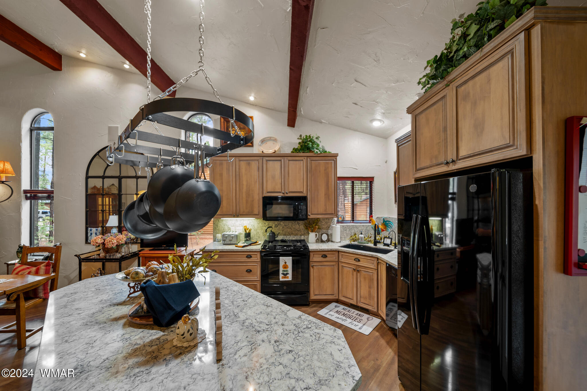 2595 Timber Ridge Lane Pinetop, AZ 85935 - Photo 49 of 77 Kitchen