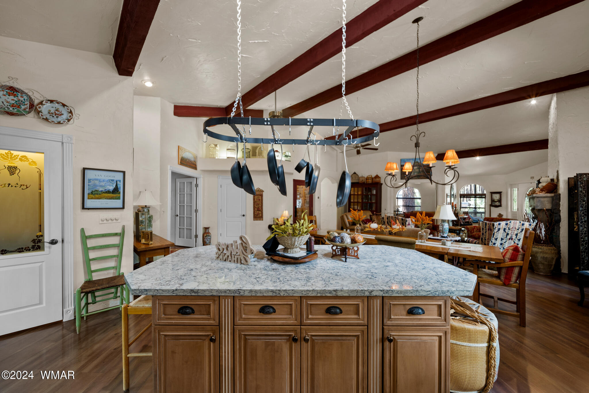 2595 Timber Ridge Lane Pinetop, AZ 85935 - Photo 52 of 77 Kitchen