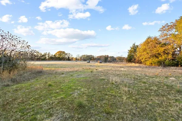 $1,100,000 | 6652 East Fm 1396, Telephone, TX 75488