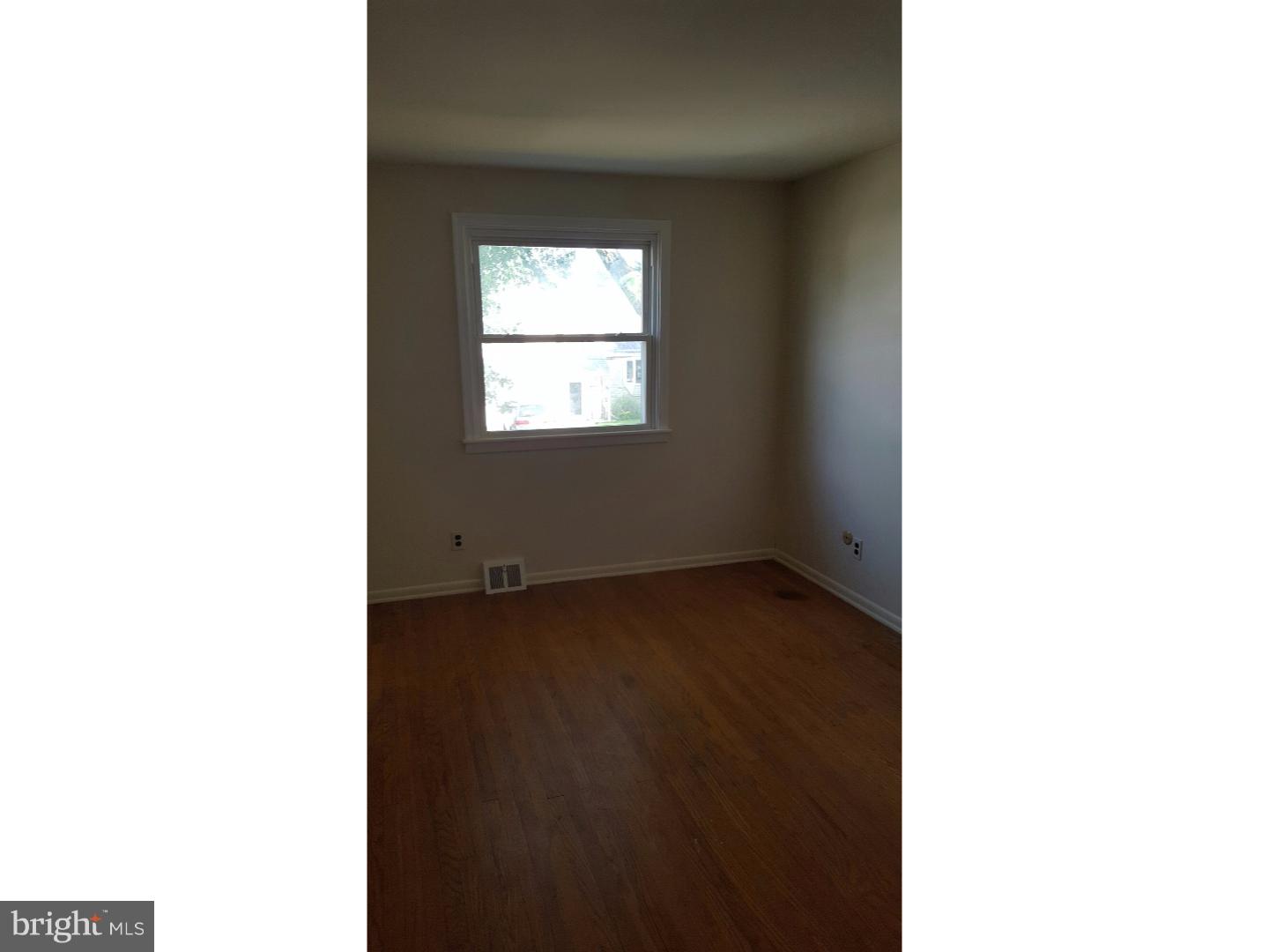 13016 Sewell Road Philadelphia, PA 19116 - Photo 14 of 18