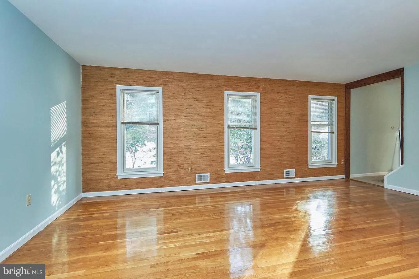 11312 Myrtle Lane Reston, VA 20191 - Photo 15 of 24 a view of an empty room with glass door