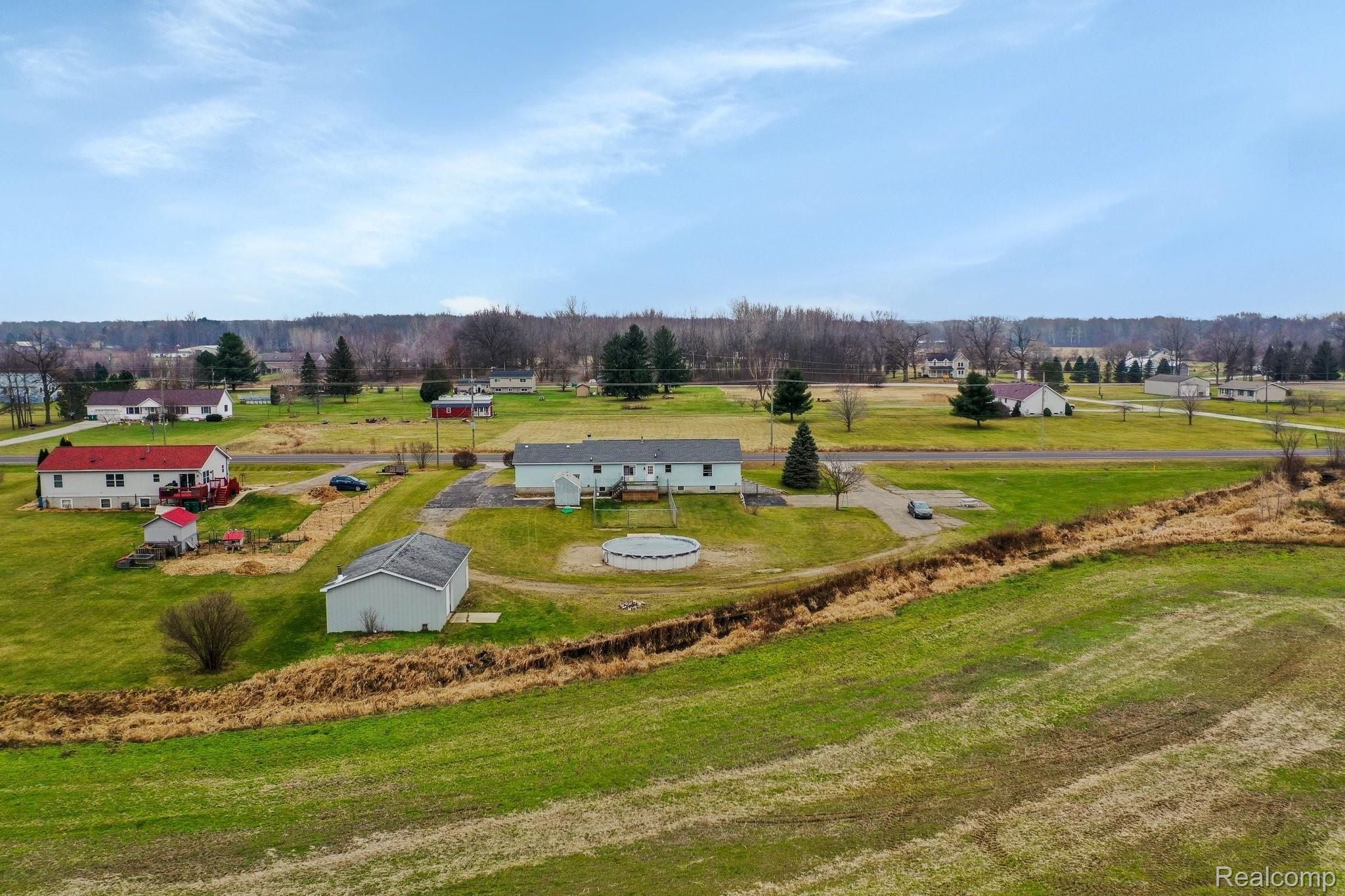 8333 Milan-Oakville Road Milan, MI 48160 - Photo 38 of 41 38-web-or-mls-8333 Milan Oakville Road038.jpg