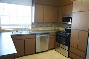 $1,300 | 2207 Landmark Court, Unit A, Arlington, TX 76013