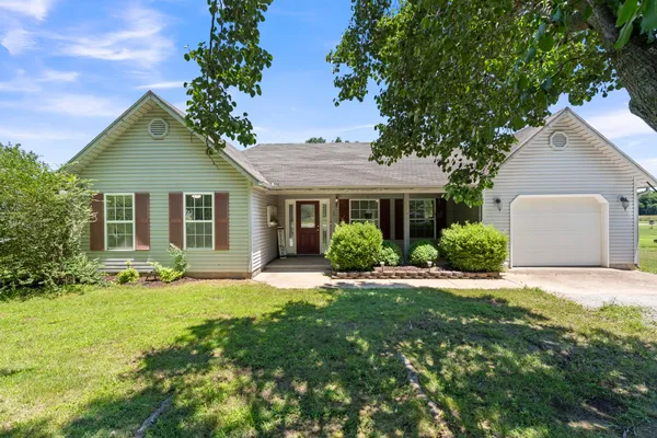$225,000 | 712 Mill Street, South West City, MO 64863