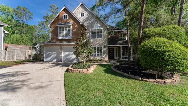 $650,000 | 10 Owls Cove Place, The Woodlands, TX 77382