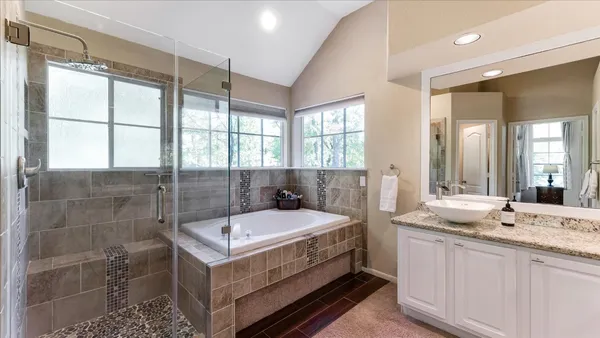 $650,000 | 10 Owls Cove Place, The Woodlands, TX 77382