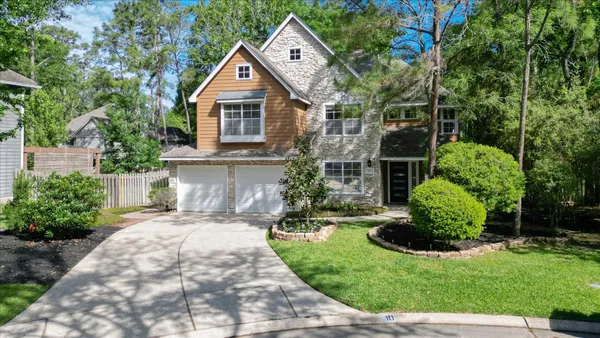 $650,000 | 10 Owls Cove Place, The Woodlands, TX 77382