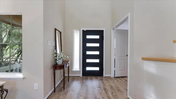 $650,000 | 10 Owls Cove Place, The Woodlands, TX 77382