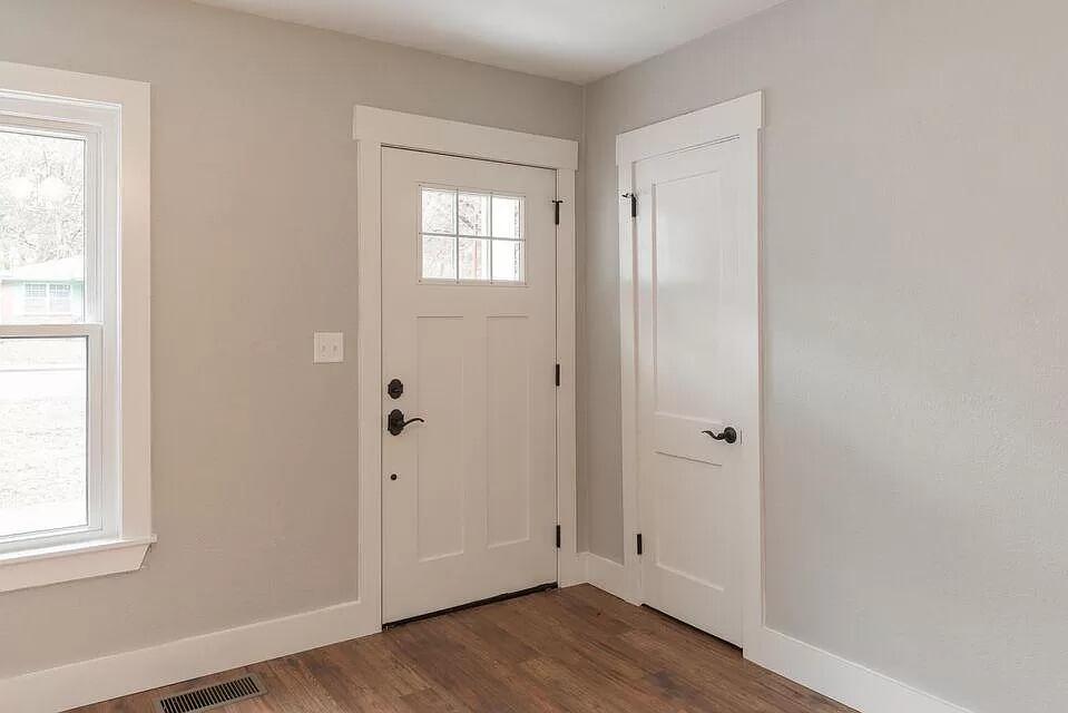 114 North Moore Road Chattanooga, TN 37411 - Photo 2 of 17 2