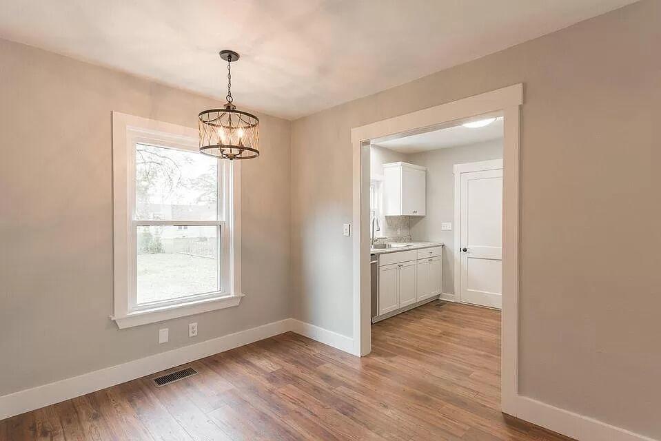 114 North Moore Road Chattanooga, TN 37411 - Photo 8 of 17 7