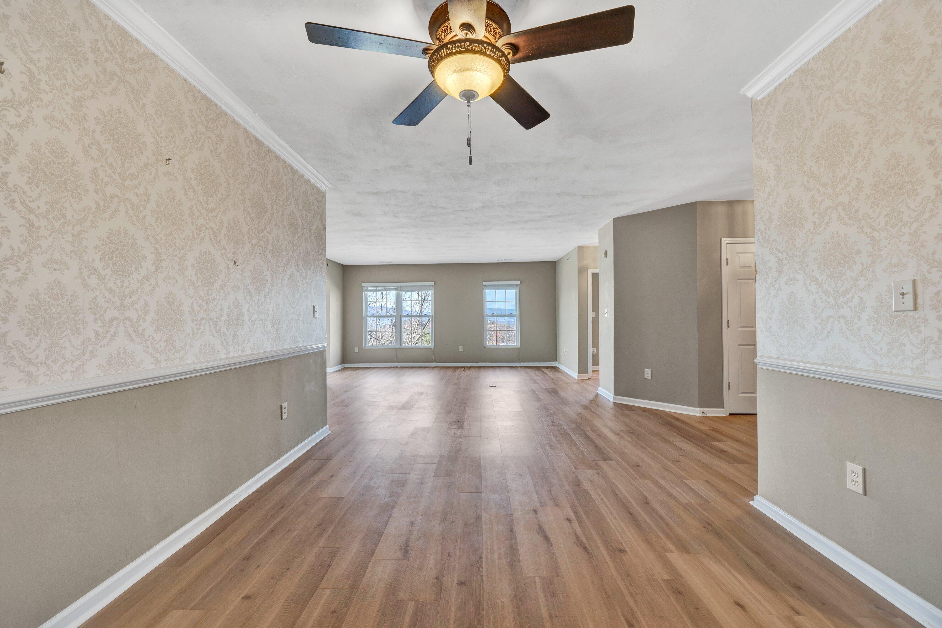4438 Pheasant Ridge Road, Unit 206 Roanoke, VA 24014 - Photo 17 of 46 17-DSC00163