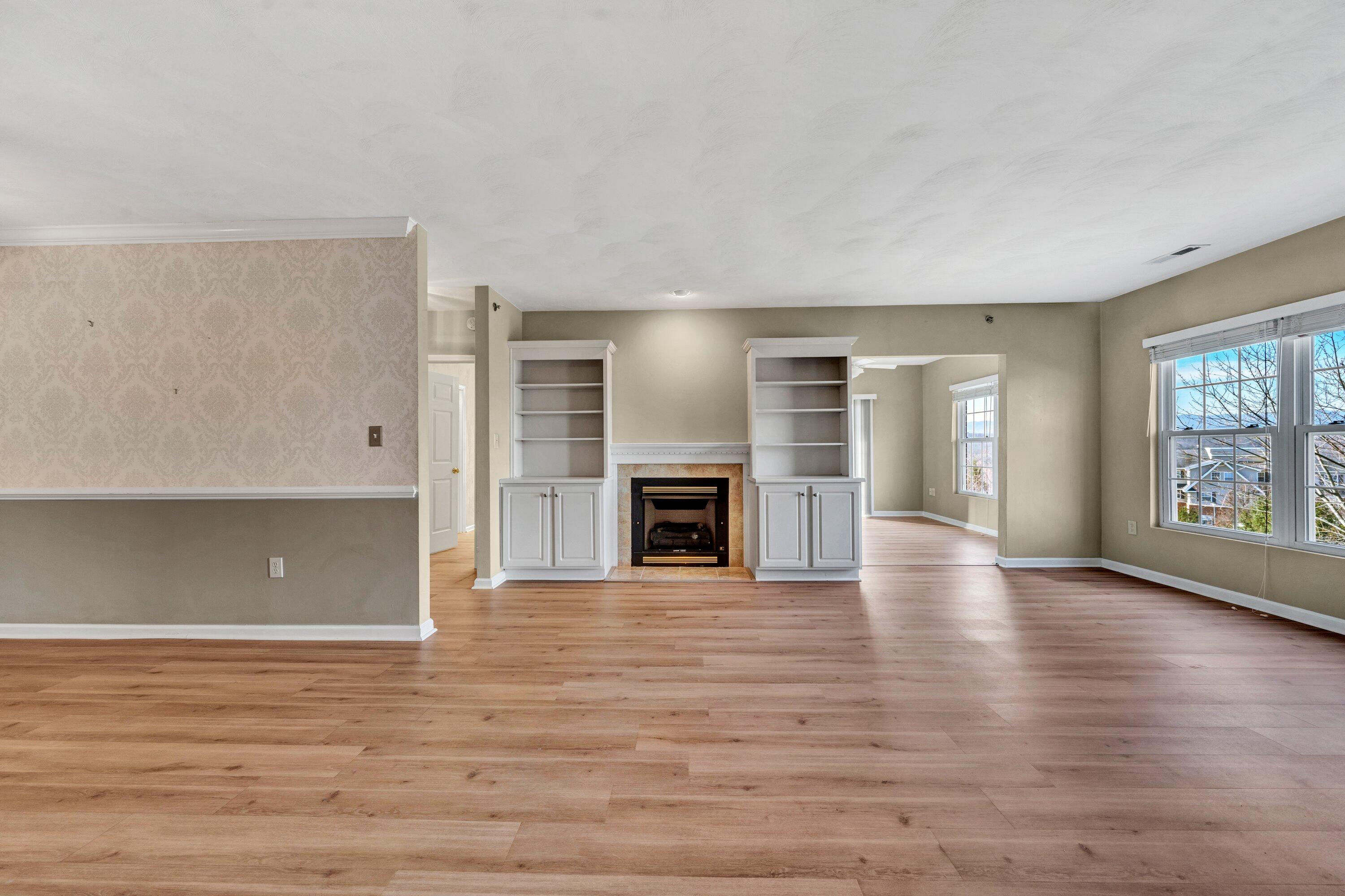 4438 Pheasant Ridge Road, Unit 206 Roanoke, VA 24014 - Photo 19 of 46 19-DSC00178