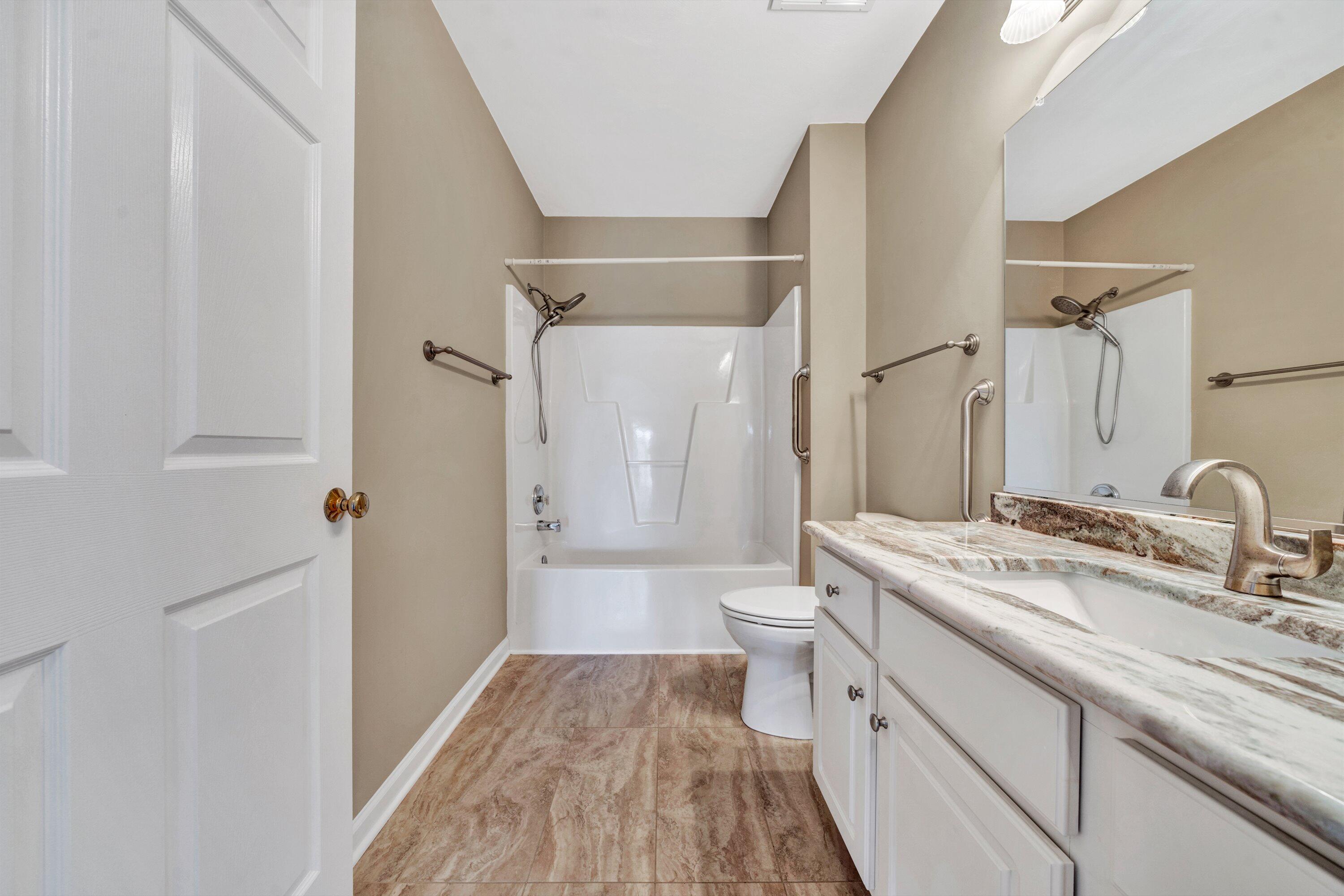 4438 Pheasant Ridge Road, Unit 206 Roanoke, VA 24014 - Photo 31 of 46 31-DSC00217