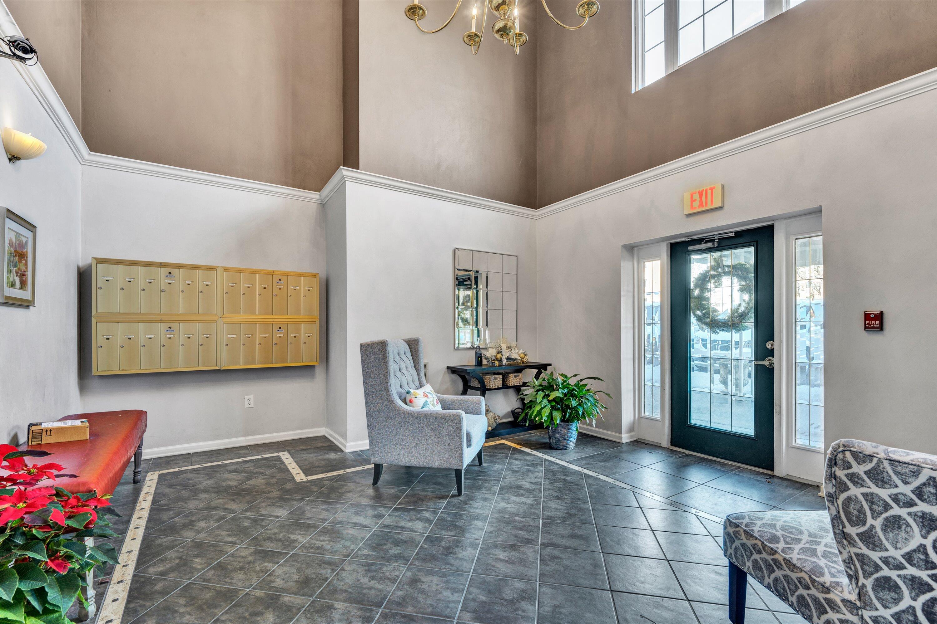 4438 Pheasant Ridge Road, Unit 206 Roanoke, VA 24014 - Photo 5 of 46 05-DSC00136