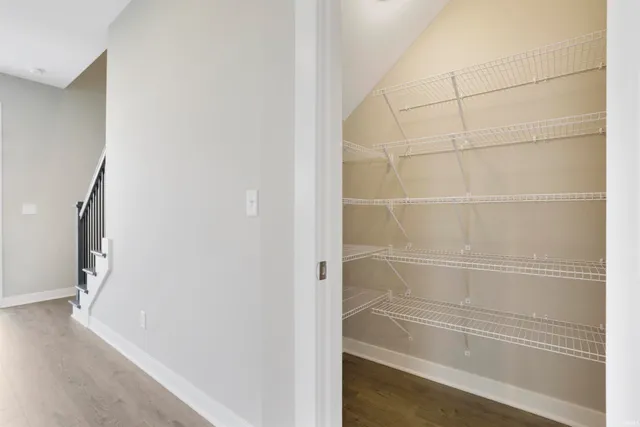 $429,800 | 5110 Goldfinch Drive, Evansville, IN 47725