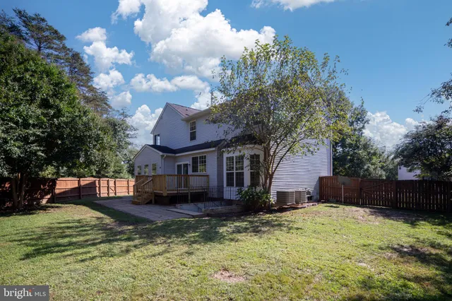 $529,900 | 55 Hamstead Road, Fredericksburg, VA 22405