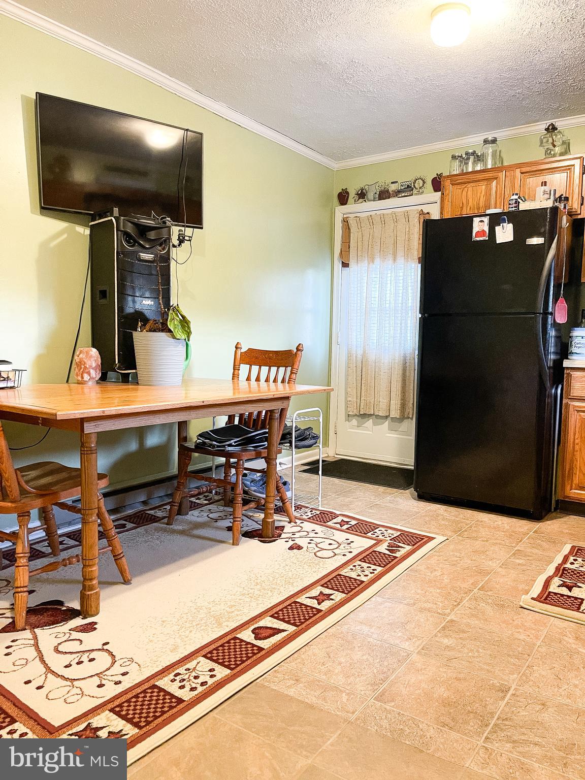 1120 Loop Road Gerrardstown, WV 25420 - Photo 7 of 36 Dining area