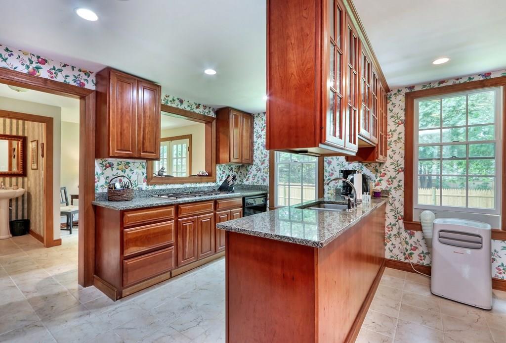 76 Standish Road Milton, MA 02186 - Photo 11 of 30 Gallery Image 11