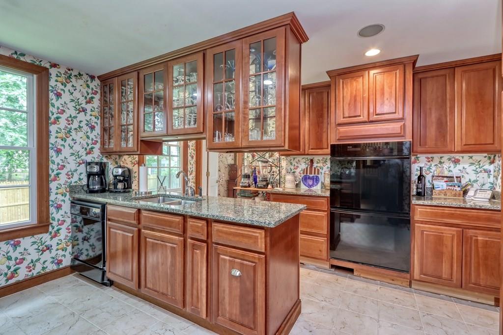 76 Standish Road Milton, MA 02186 - Photo 12 of 30 Gallery Image 12
