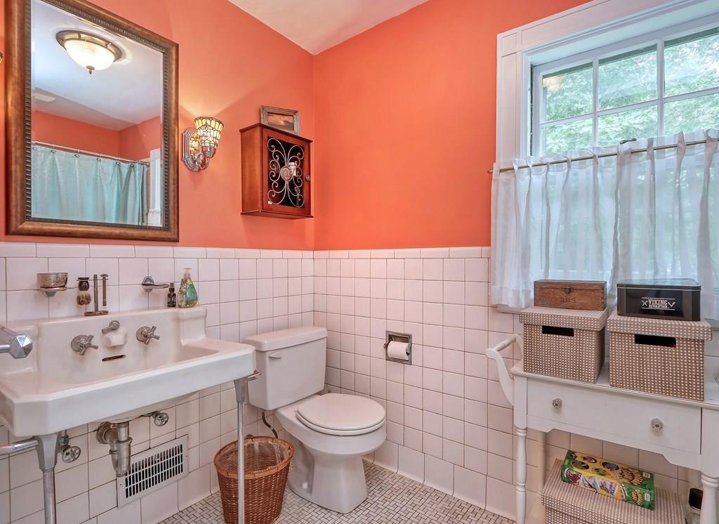 76 Standish Road Milton, MA 02186 - Photo 25 of 30 Gallery Image 25