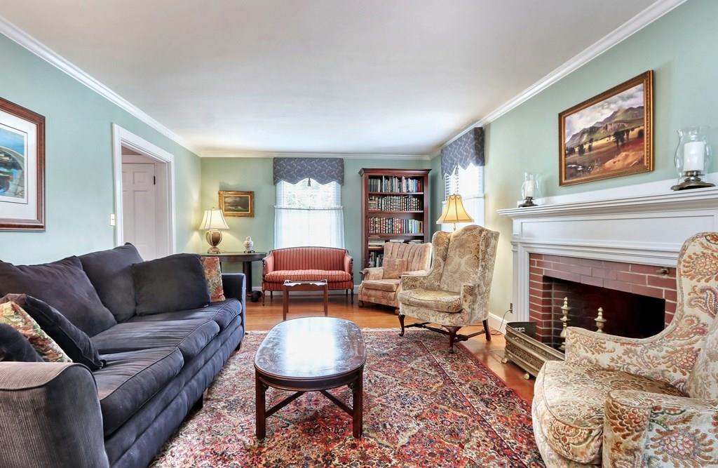 76 Standish Road Milton, MA 02186 - Photo 4 of 30 Gallery Image 4