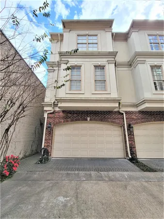 $3,600 | 2508 South Boulevard, Houston, TX 77098