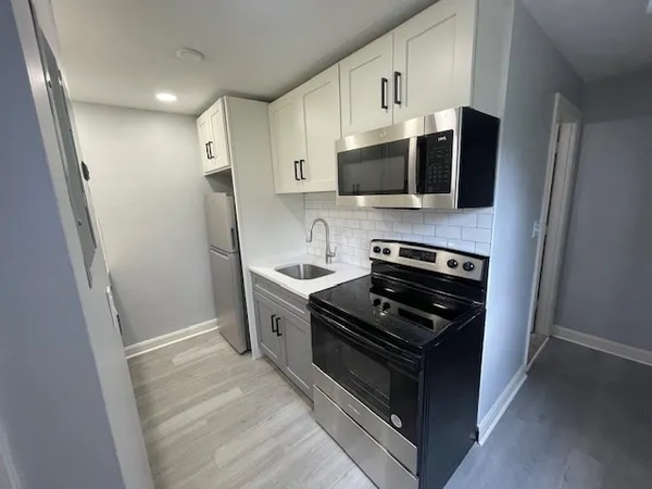 $1,600 | 808 Willard Street, Unit F3, Quincy, MA 02169