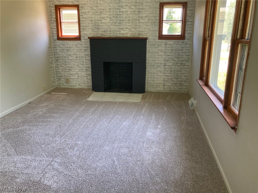 273 Altamont Road Vermilion, OH 44089 - Photo 2 of 11