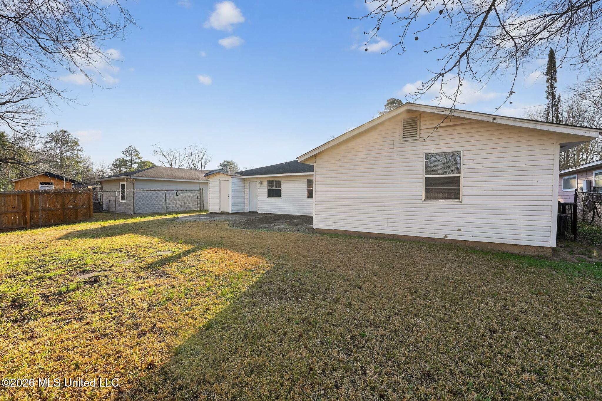 6559 George Washington Drive Jackson, MS 39213 - Photo 6 of 38 06_6559_George_Washington_Dr_Jackson_MS_