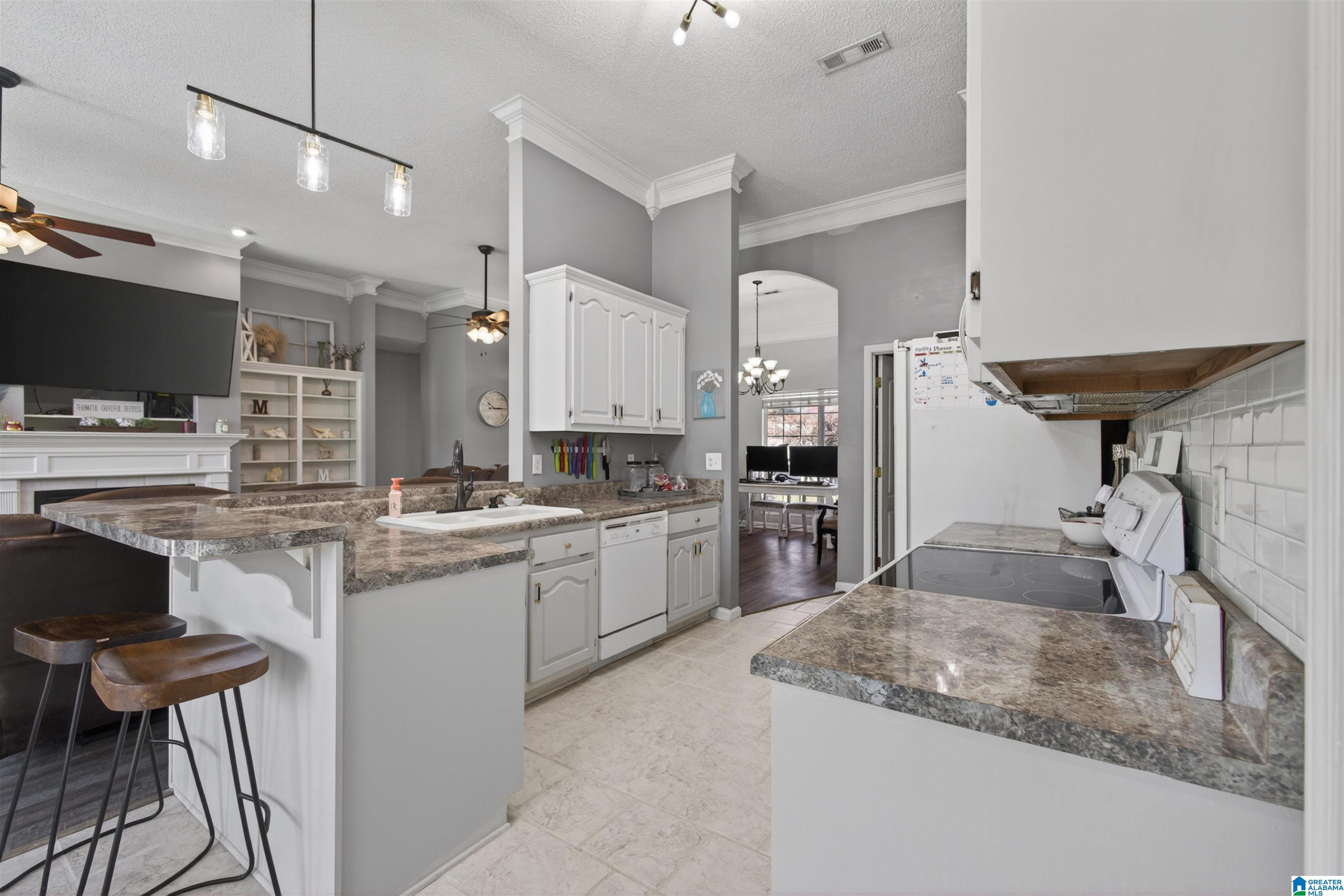 65 County Road 1002 Clanton, AL 35045 - Photo 11 of 45