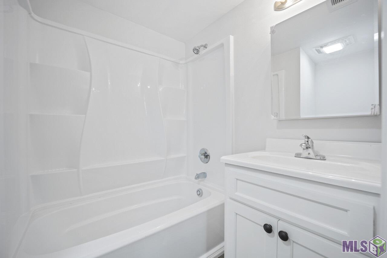 23534 Edwards Road Zachary, LA 70791 - Photo 11 of 16 Gallery Image 11