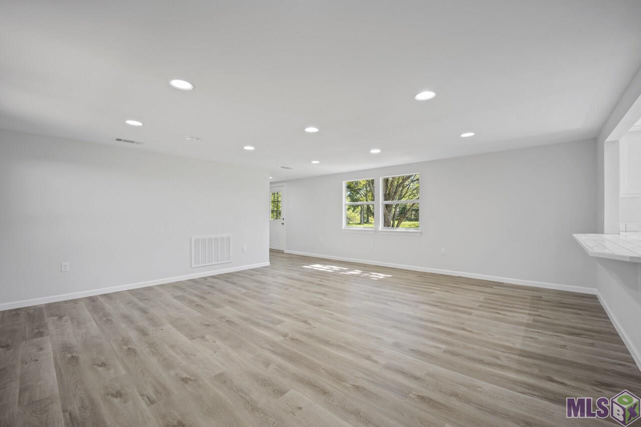 23534 Edwards Road Zachary, LA 70791 - Photo 7 of 16 Gallery Image 7