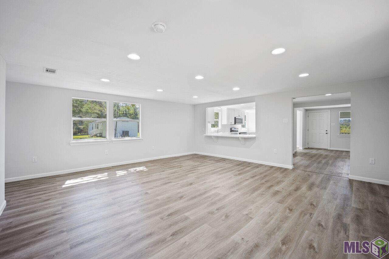 23534 Edwards Road Zachary, LA 70791 - Photo 8 of 16 Gallery Image 8