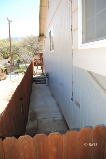 101 Dodger Street Bodfish, CA 93205 - Photo 34 of 37