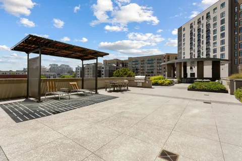 $625,000 | 900 20th Avenue South, Unit 1006, Nashville, TN 37212