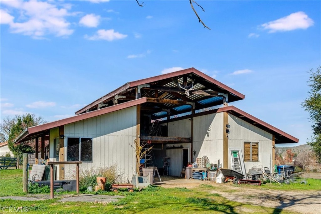 14600 Sandoval Road Atascadero, CA 93422 - Photo 17 of 24