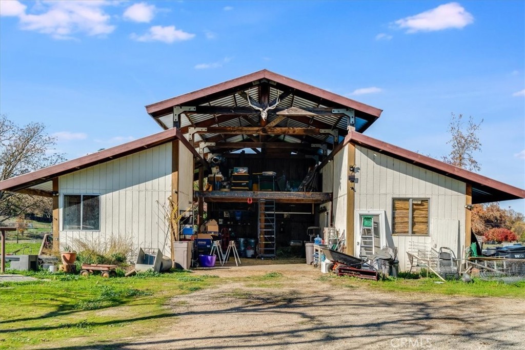 14600 Sandoval Road Atascadero, CA 93422 - Photo 3 of 24