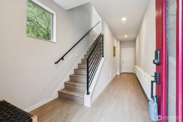 $799,000 | 8410 17th Avenue Southwest, Unit 3, Seattle, WA 98106