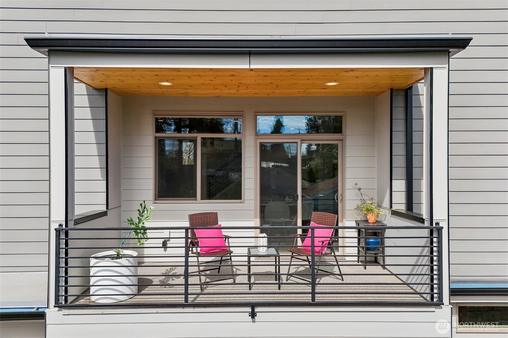 8410 17th Avenue Southwest, Unit 3 Seattle, WA 98106 - Photo 25 of 39