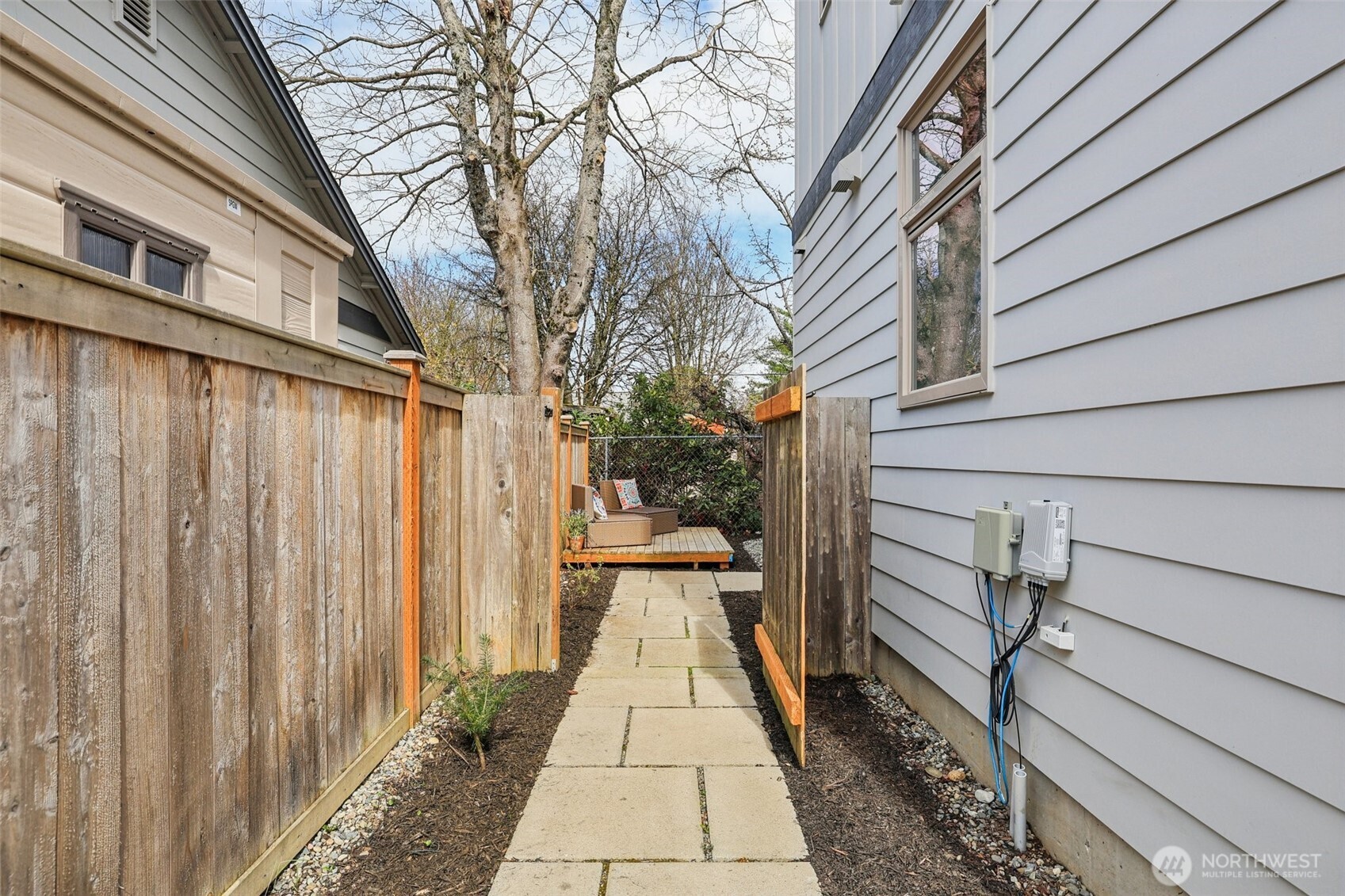8410 17th Avenue Southwest, Unit 3 Seattle, WA 98106 - Photo 7 of 39