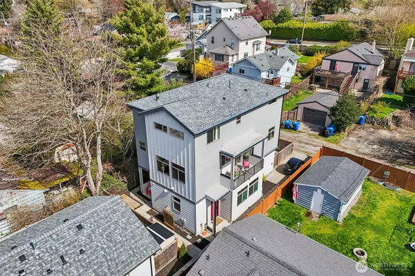 $799,000 | 8410 17th Avenue Southwest, Unit 3, Seattle, WA 98106